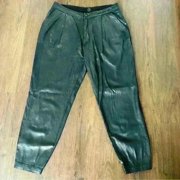 DWP by Gwen Stefani Drew pants 29, black cropped with ankle zipper . - Picture 2 of 8